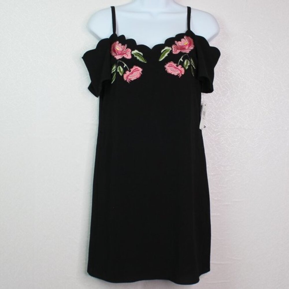 A. Byer Open Shoulder Floral Embellished D…